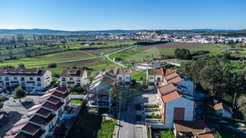 Moradia T3 para Venda em Montemor-O-Velho e Gatões