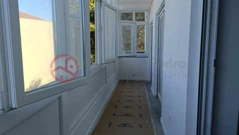 Apartamento T2 para Venda em Corroios