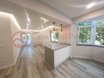 Apartamento T2 para Venda em Corroios