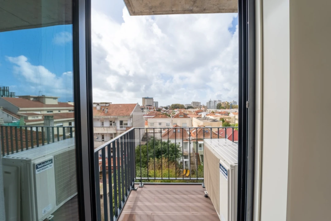 Apartamento T1 para Arrendamento em Ramalde Foto 23