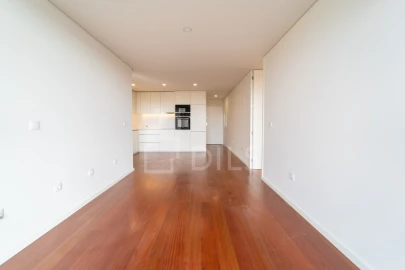Apartamento T1 para Arrendamento em Ramalde