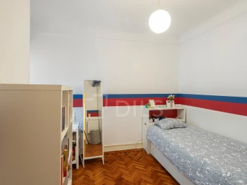 Apartamento T4 para Venda em Estrela