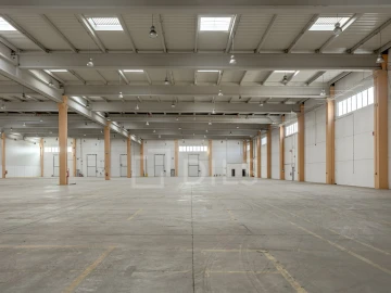 Armazém para Arrendamento em Quinta do Anjo