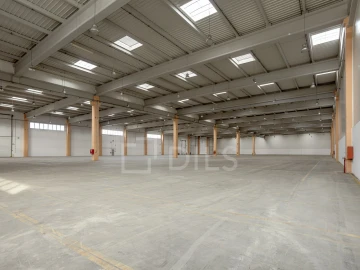 Armazém para Arrendamento em Quinta do Anjo