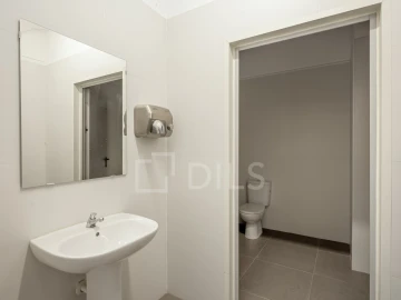 Armazém para Arrendamento em Quinta do Anjo