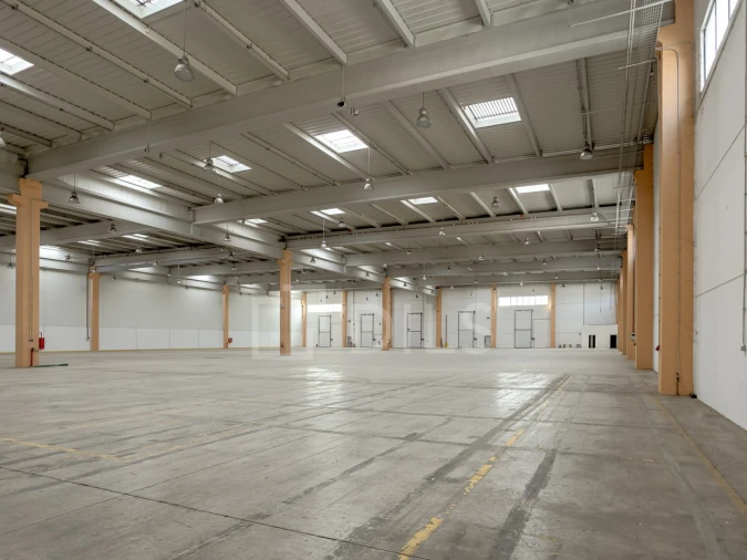 Armazém para Arrendamento em Quinta do Anjo Foto 8