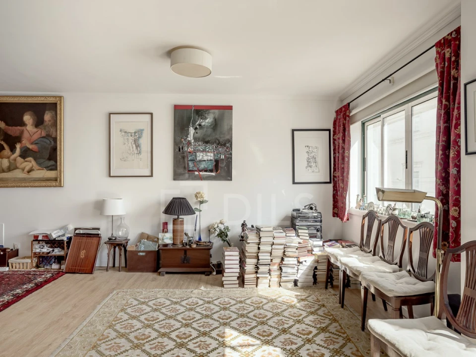 Apartamento T1 para Venda em Misericórdia Foto 3