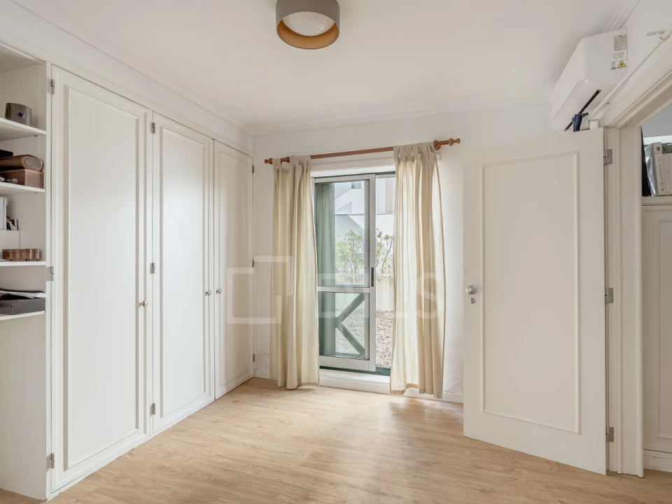 Apartamento T1 para Venda em Misericórdia Foto 14