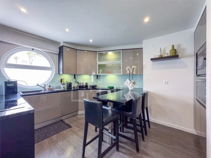 Moradia T5 para Venda em Ericeira Foto 7