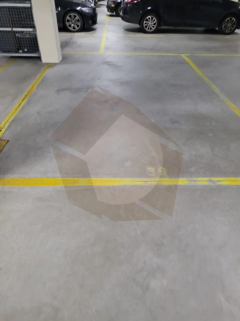 Garagem para Arrendamento em Perafita, Lavra e Santa Cruz do Bispo