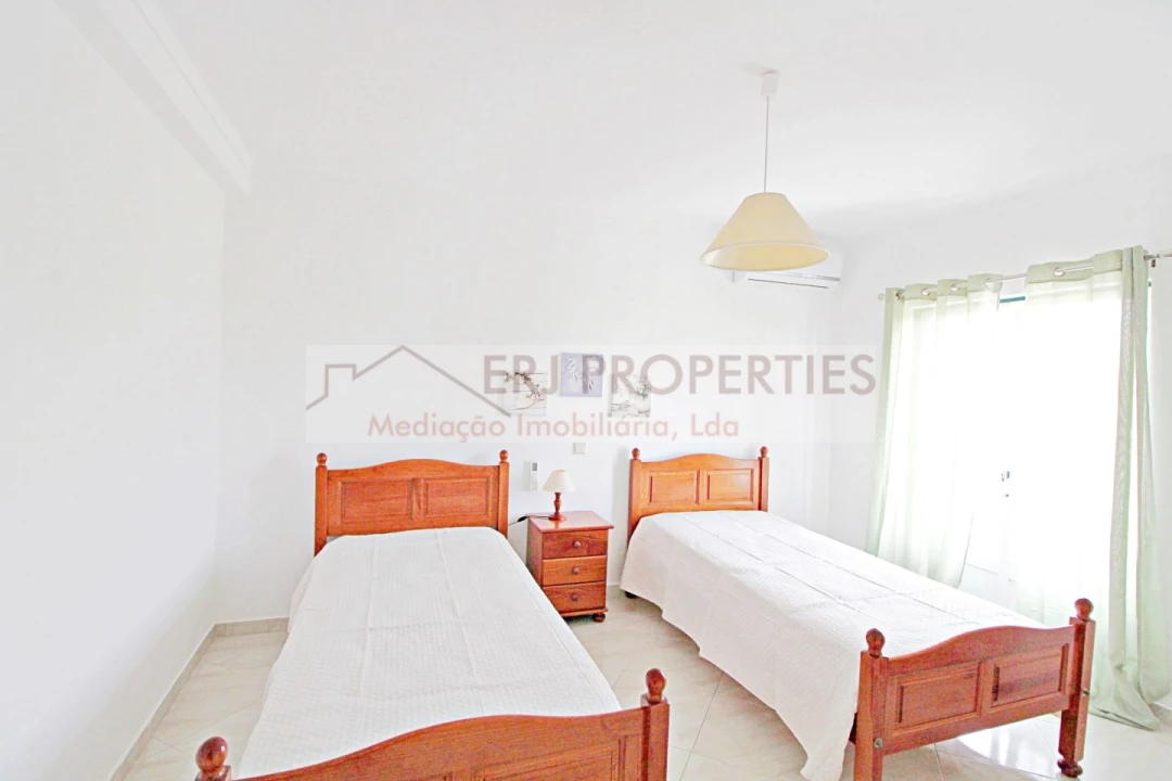 Moradia T3 para Arrendamento em Altura Foto 17