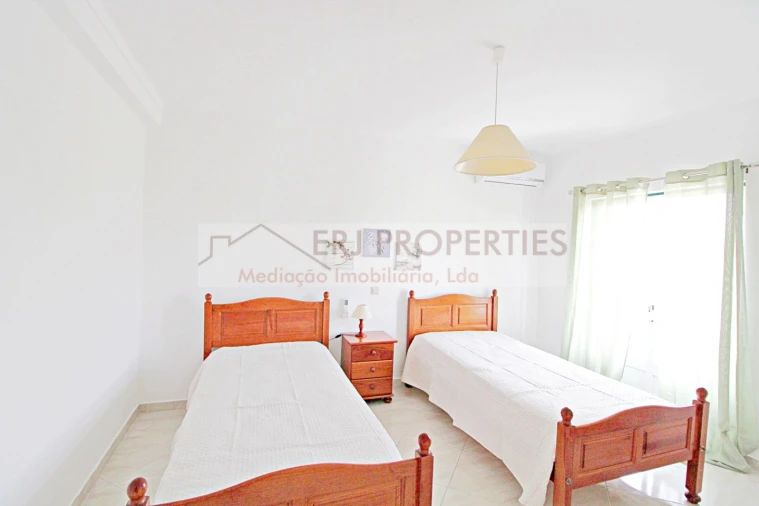 Moradia T3 para Arrendamento em Altura Foto 17