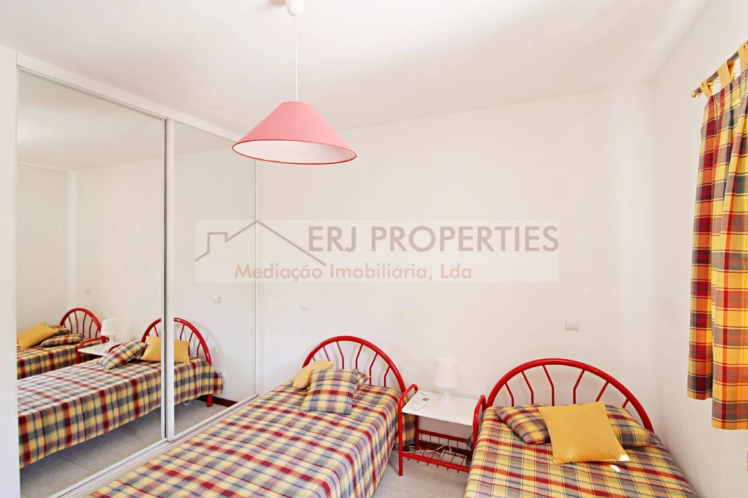 Apartamento T2 para Arrendamento em Altura Foto 10