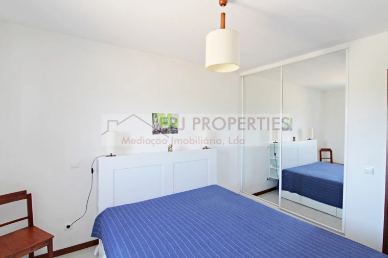 Apartamento T2 para Arrendamento em Altura Foto 8