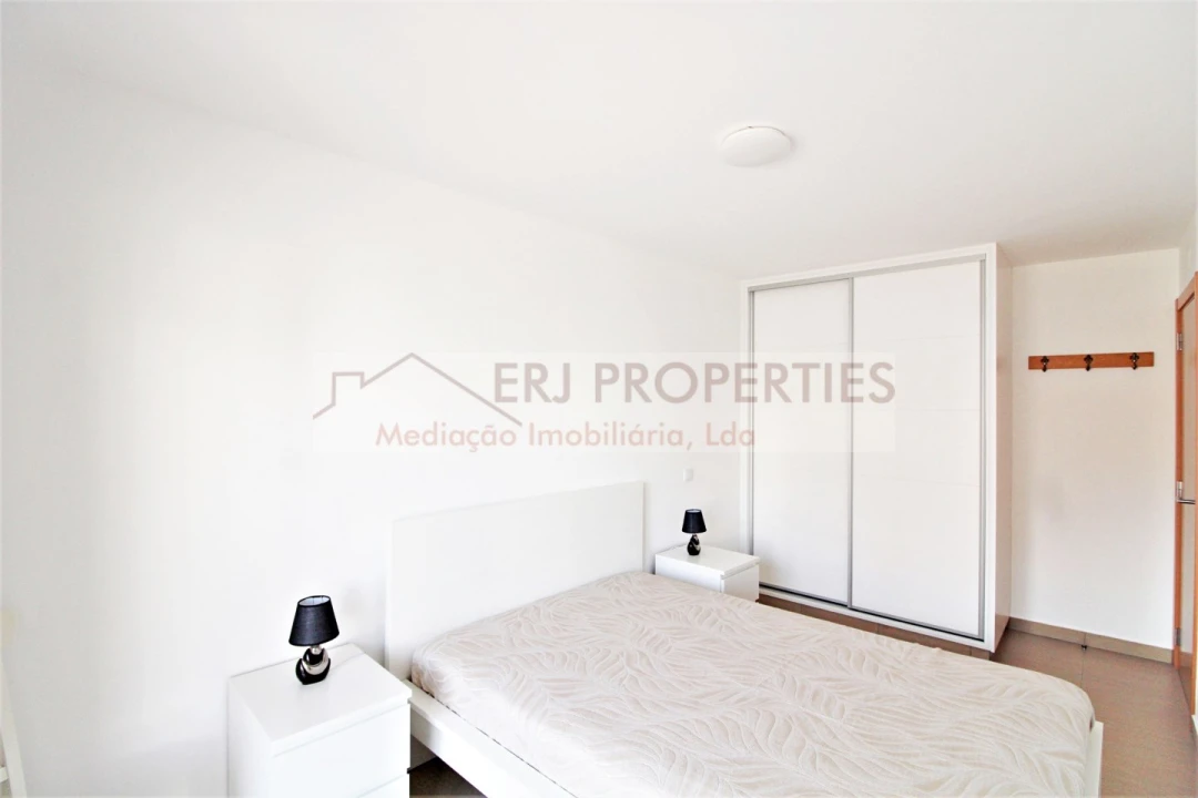 Apartamento T1 para Arrendamento em Monte Gordo Foto 7