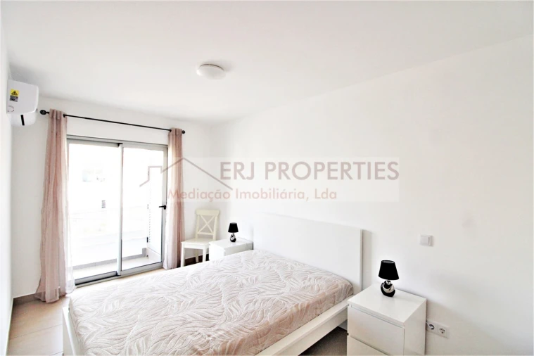 Apartamento T1 para Arrendamento em Monte Gordo Foto 6