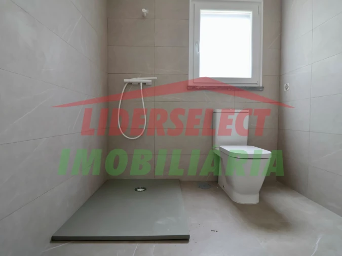 Moradia T3 para Venda em Ribamar Foto 15