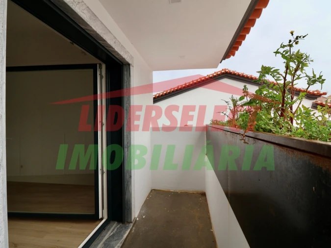 Moradia T3 para Venda em Ribamar Foto 27