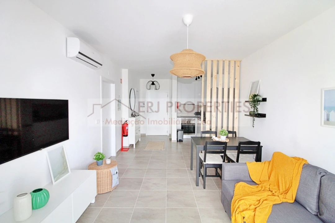 Apartamento T1 para Arrendamento em Altura Foto 5