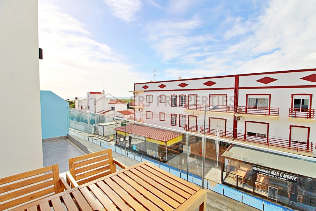 Apartamento T1 para Arrendamento em Altura Foto 10