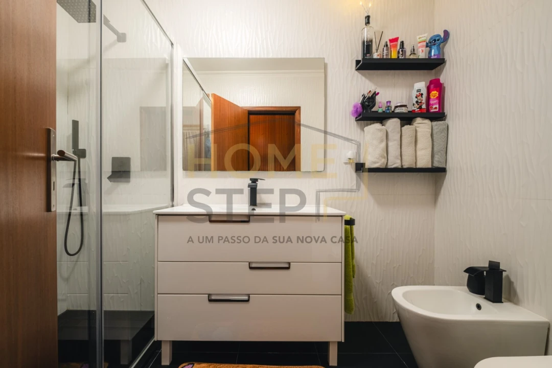 Apartamento T2 para Venda em Gulpilhares e Valadares Foto 27