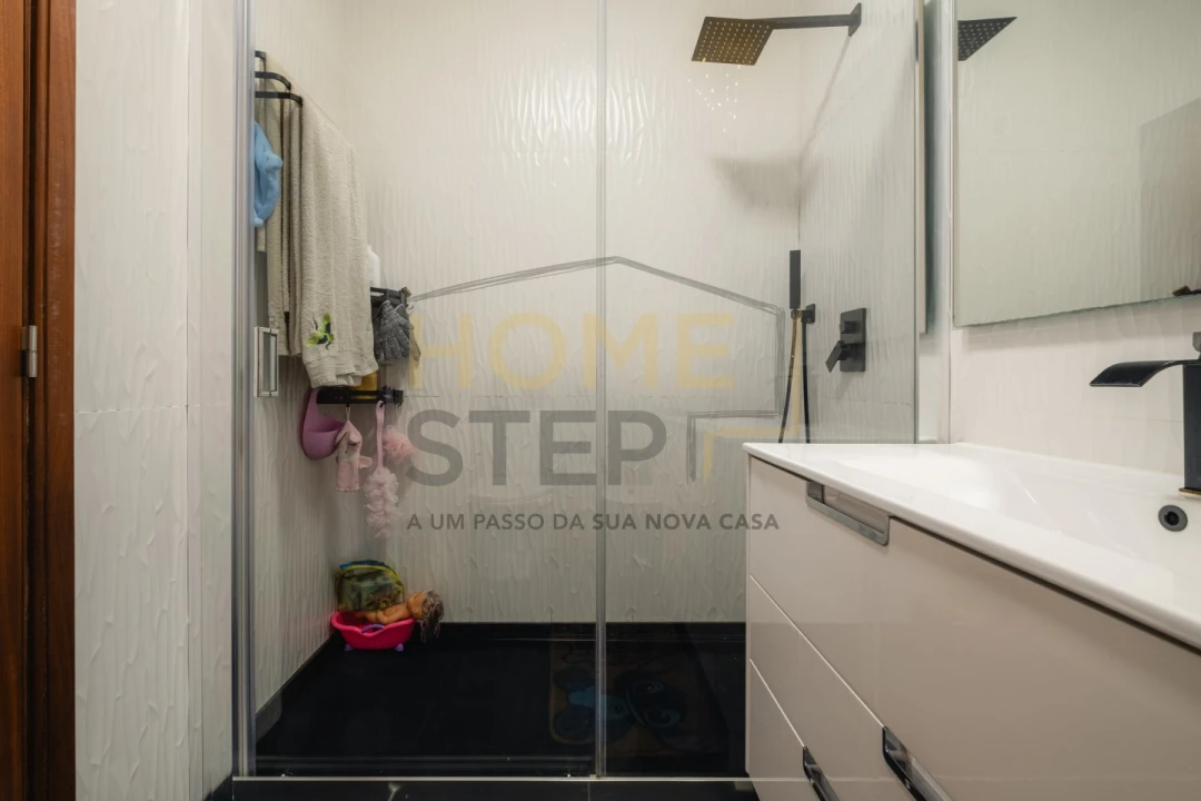 Apartamento T2 para Venda em Gulpilhares e Valadares Foto 29