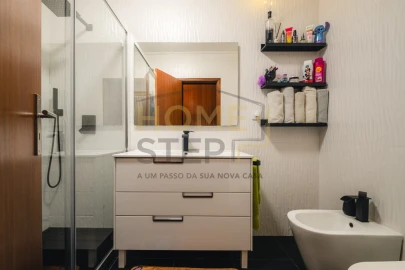 Apartamento T2 para Venda em Gulpilhares e Valadares