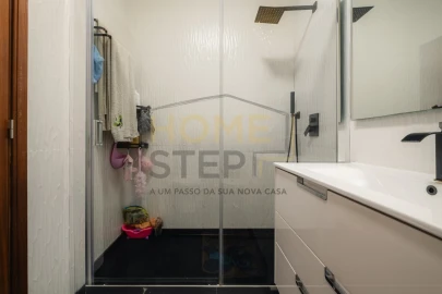 Apartamento T2 para Venda em Gulpilhares e Valadares