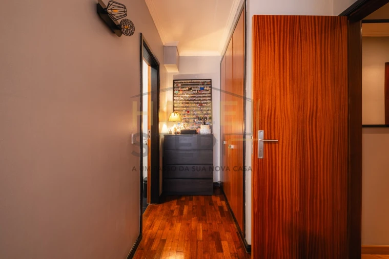 Apartamento T2 para Venda em Gulpilhares e Valadares Foto 32