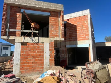 Moradia T4 para Venda em Azeitão (São Lourenço e São Simão)