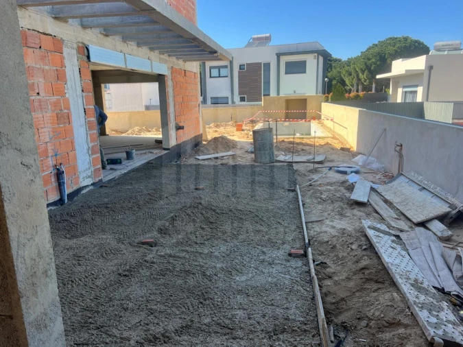 Moradia T4 para Venda em Azeitão (São Lourenço e São Simão) Foto 9