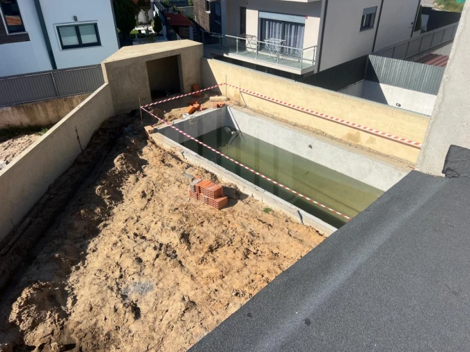 Moradia T4 para Venda em Azeitão (São Lourenço e São Simão) Foto 12