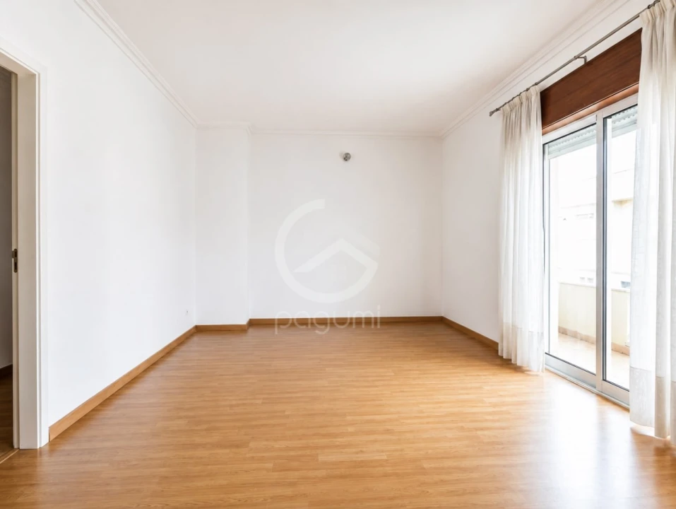 Apartamento T3 para Venda em Penafiel Foto 4