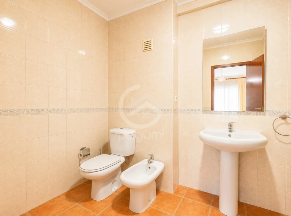Apartamento T3 para Venda em Penafiel Foto 15