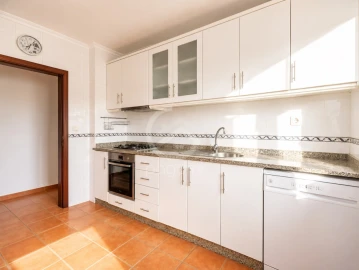 Apartamento T3 para Venda em Penafiel