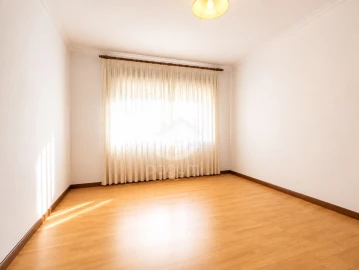 Apartamento T3 para Venda em Penafiel