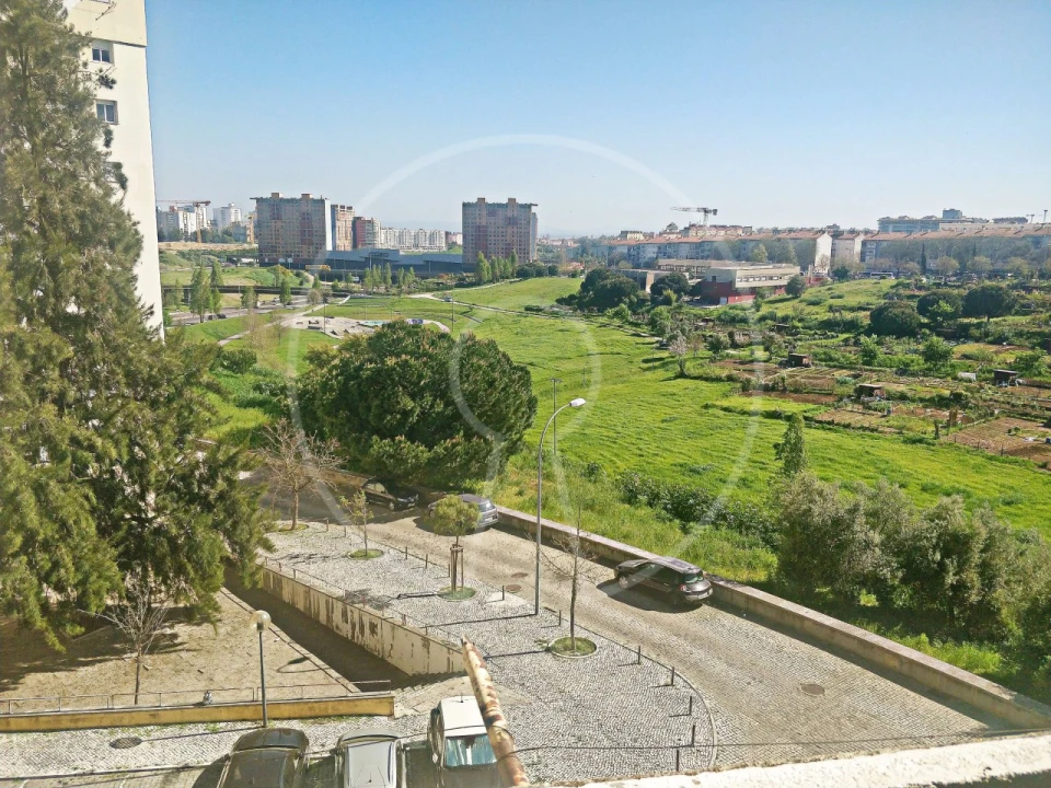 Apartamento T3 para Venda em Marvila Foto 1