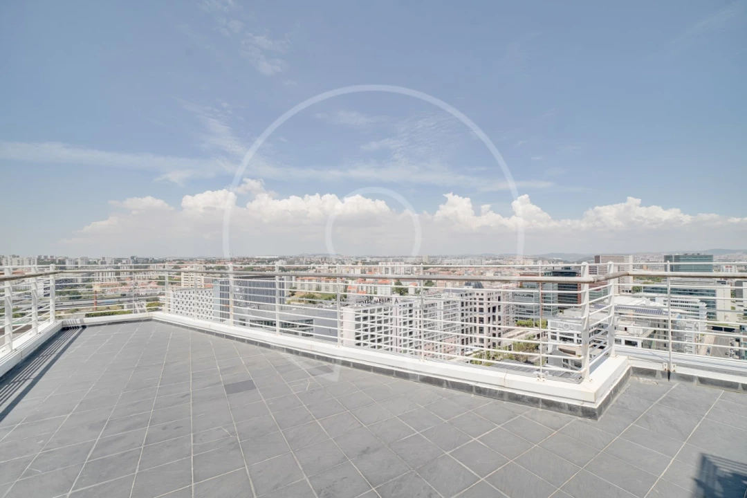 Apartamento T3 para Arrendamento em Parque das Nações Foto 4