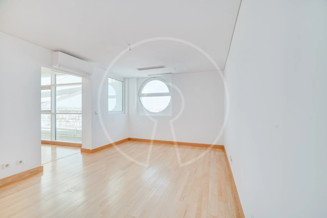 Apartamento T3 para Arrendamento em Parque das Nações Foto 7