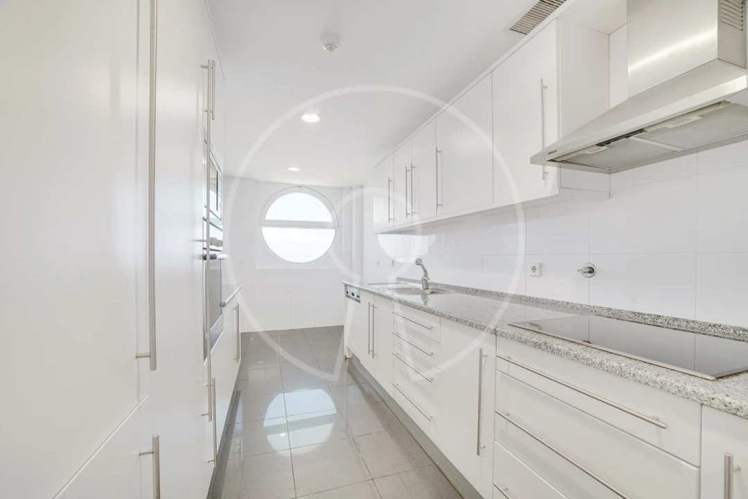 Apartamento T3 para Arrendamento em Parque das Nações Foto 10