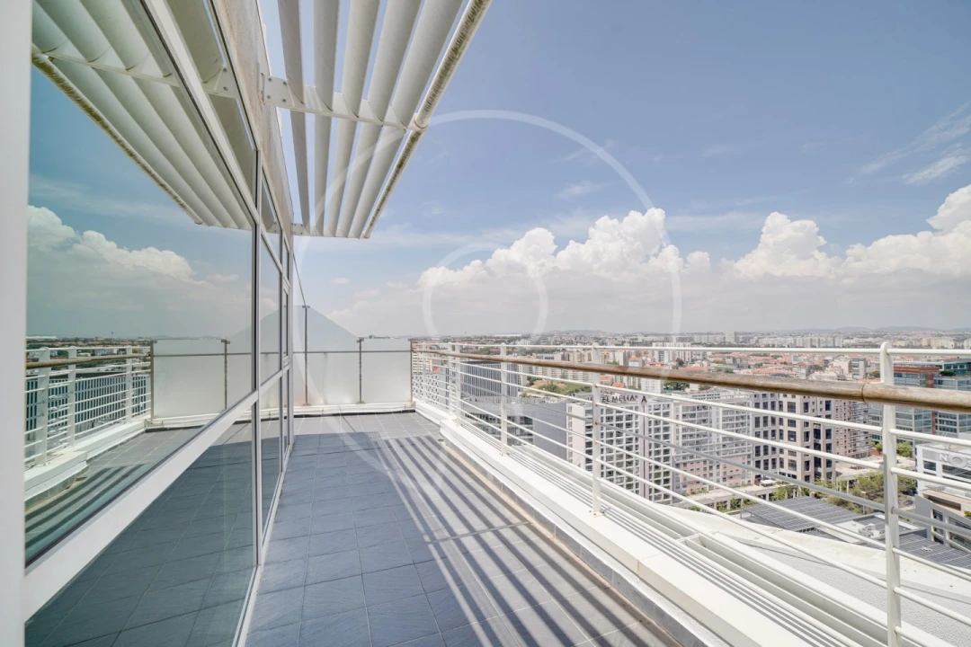 Apartamento T3 para Arrendamento em Parque das Nações Foto 16