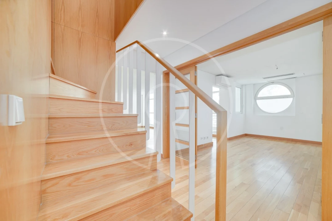 Apartamento T3 para Arrendamento em Parque das Nações Foto 27