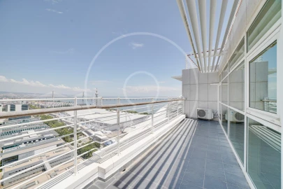 Apartamento T3 para Arrendamento em Parque das Nações