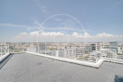 Apartamento T3 para Arrendamento em Parque das Nações