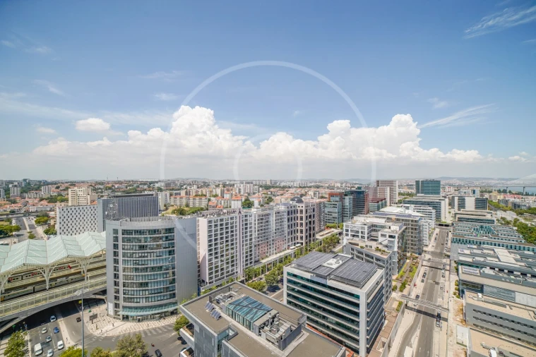 Apartamento T3 para Arrendamento em Parque das Nações Foto 30