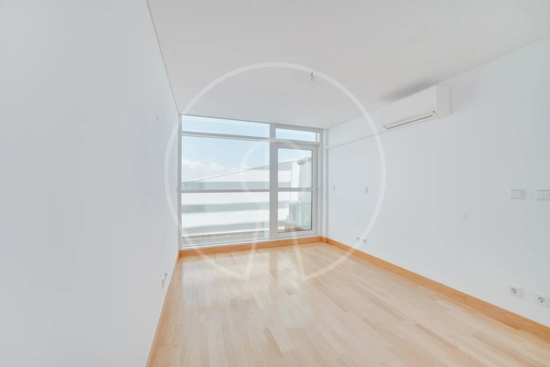 Apartamento T3 para Venda em Parque das Nações Foto 34