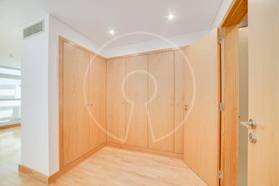 Apartamento T3 para Venda em Parque das Nações