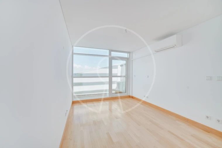 Apartamento T3 para Venda em Parque das Nações Foto 34