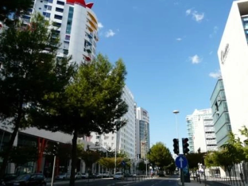 Loja para Arrendamento em Parque das Nações Foto 24