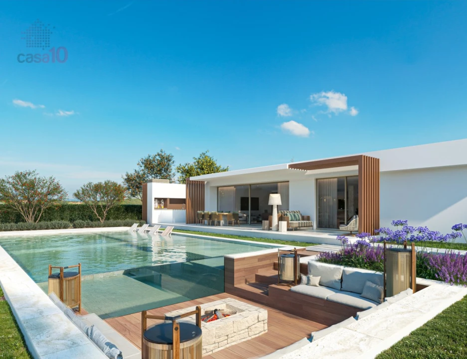 Moradia T5 para Venda em Santo Estêvão Foto 1